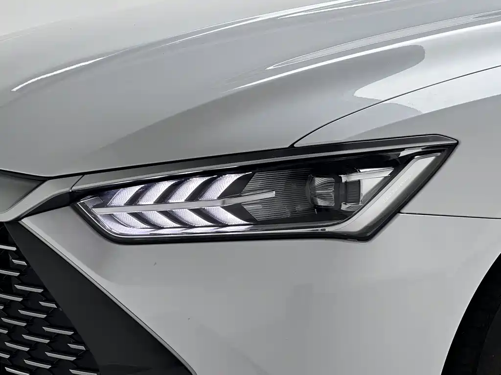 BYD Qin PLUS 2023 — фото 18