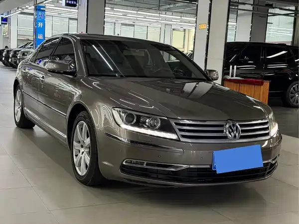 Volkswagen Phaeton 2012
