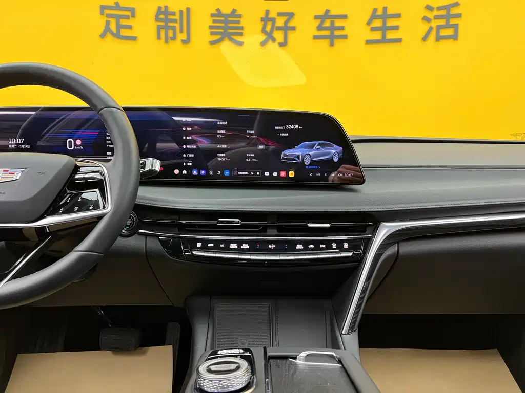 Cadillac CT6 2025 — фото 13