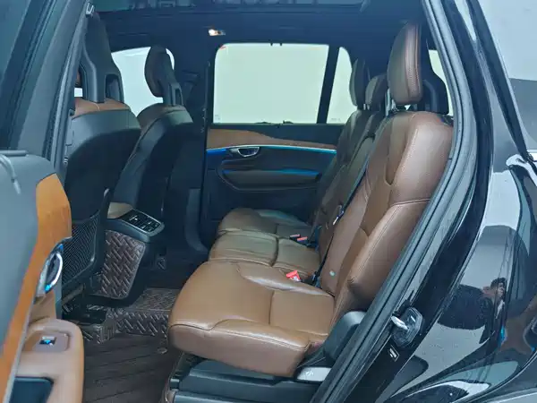 Volvo XC90 2022