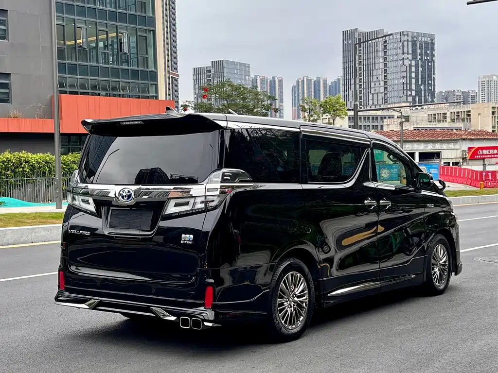 Toyota Vellfire 2020 — фото 11