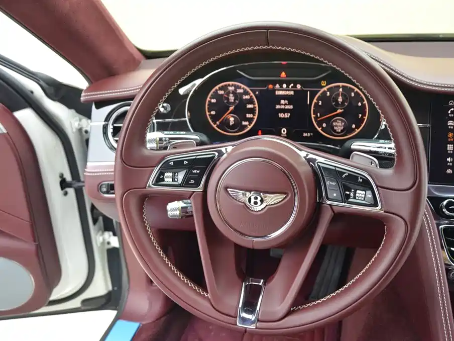 Bentley Flying Spur 2021 — фото 12