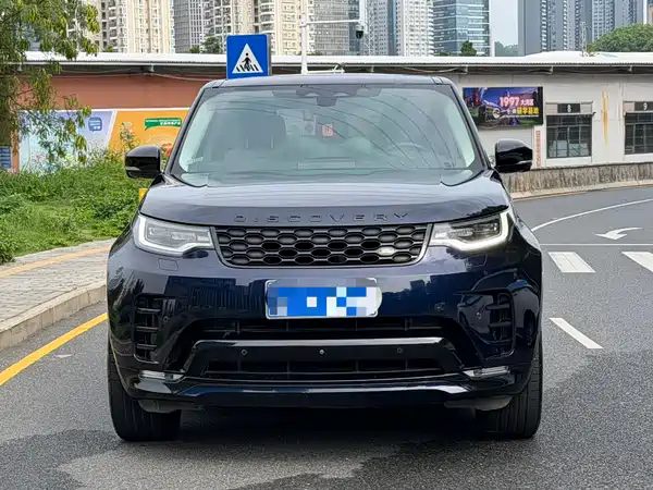 Land Rover Discovery 2021