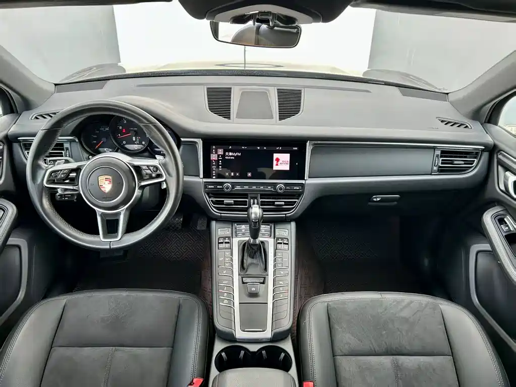 Porsche Macan 2020 — фото 6