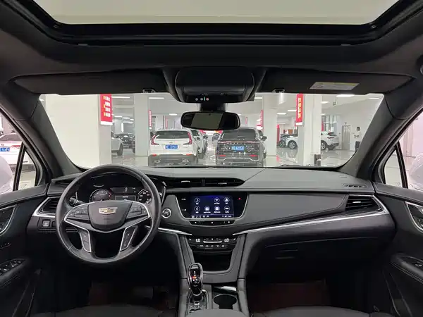 Cadillac XT5 2021