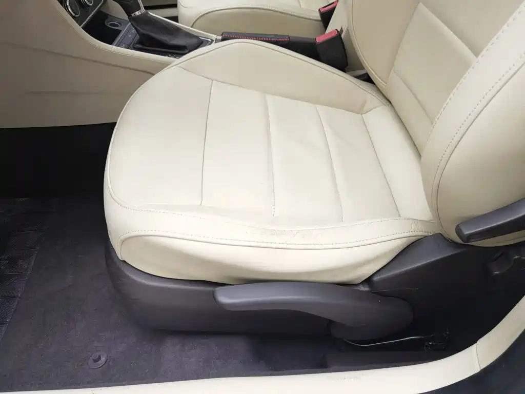 Volkswagen Lavida 2016 — фото 20