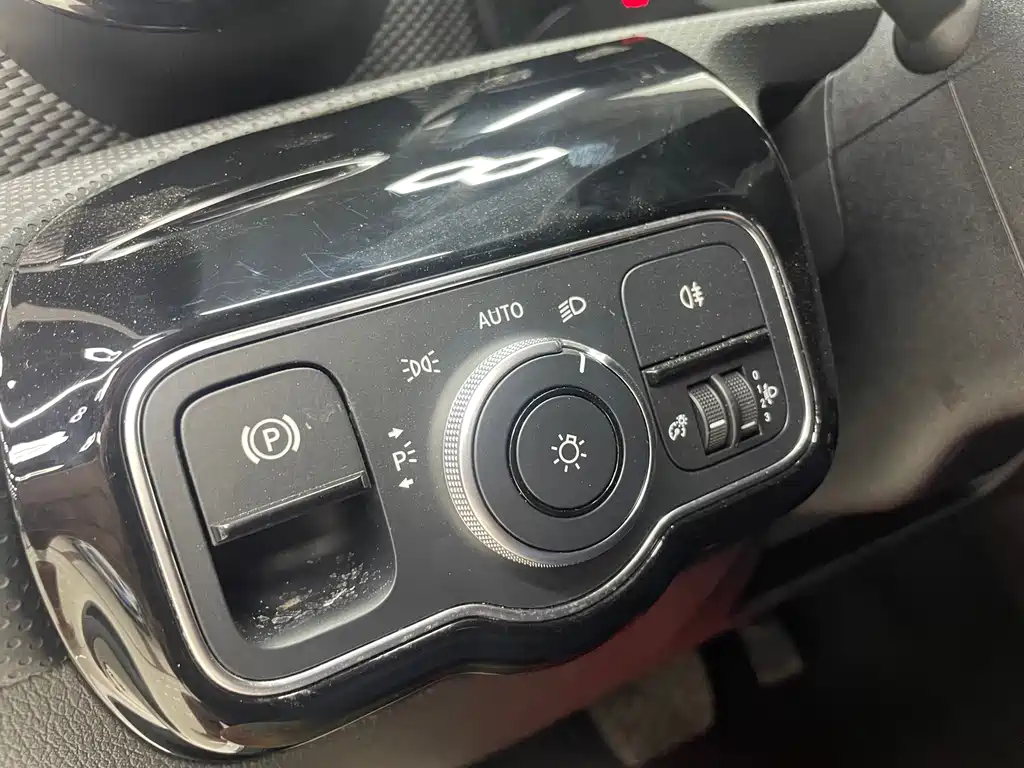 Mercedes-Benz A-Class 2022 — фото 16