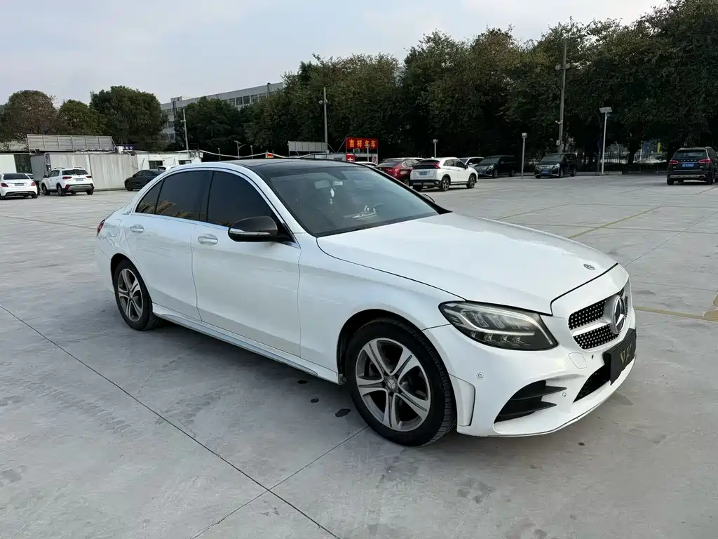 Mercedes-Benz C-Class 2019 — фото 3
