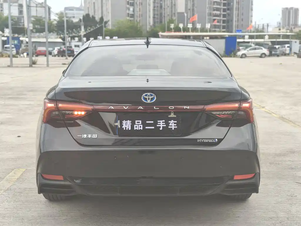 Toyota Avalon 2023 — фото 11