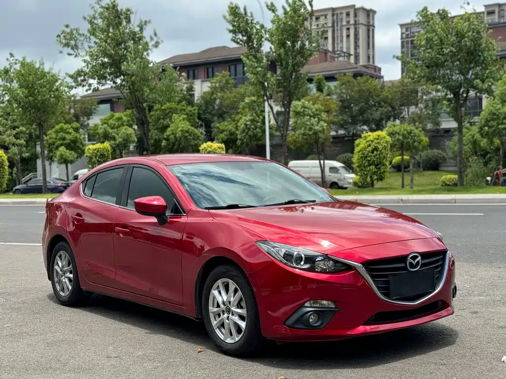 Mazda 3 Angkesela 2015