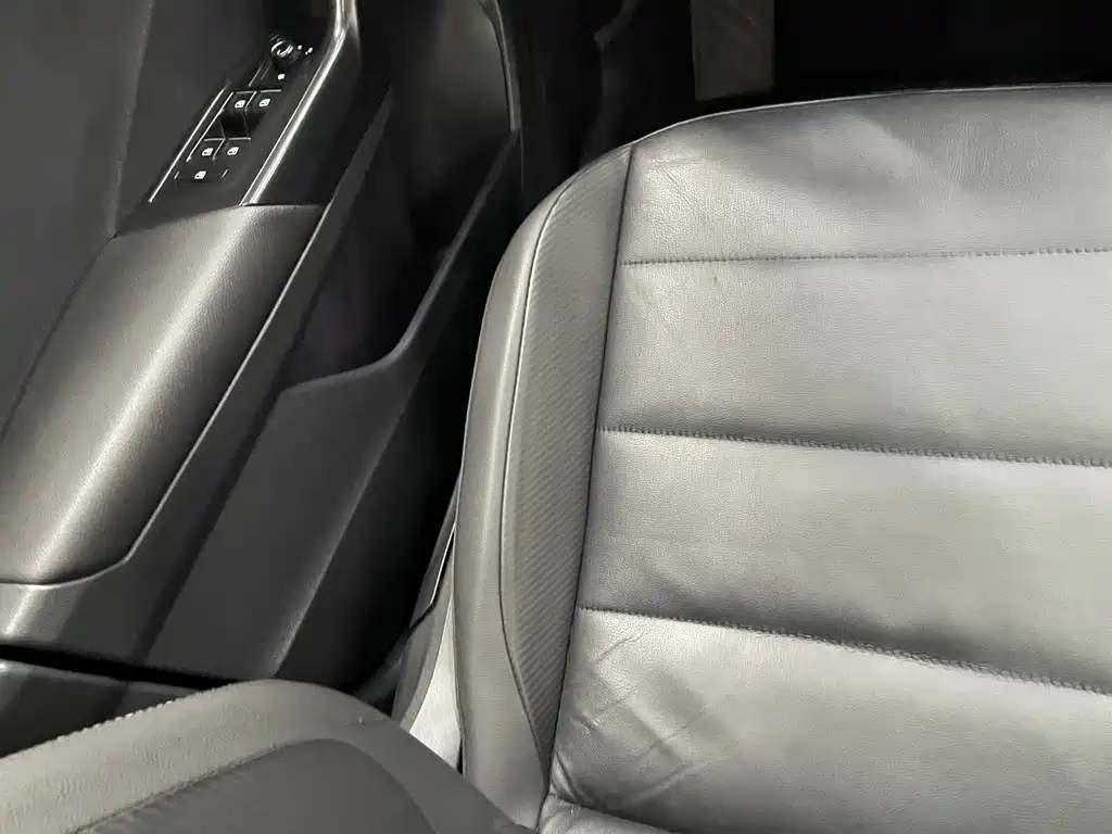 Volkswagen T-Roc 2022 — фото 11