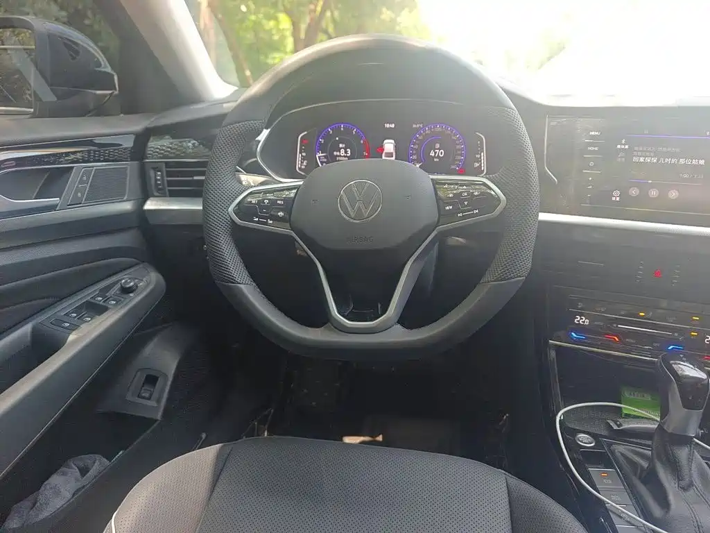 Volkswagen Passat 2024