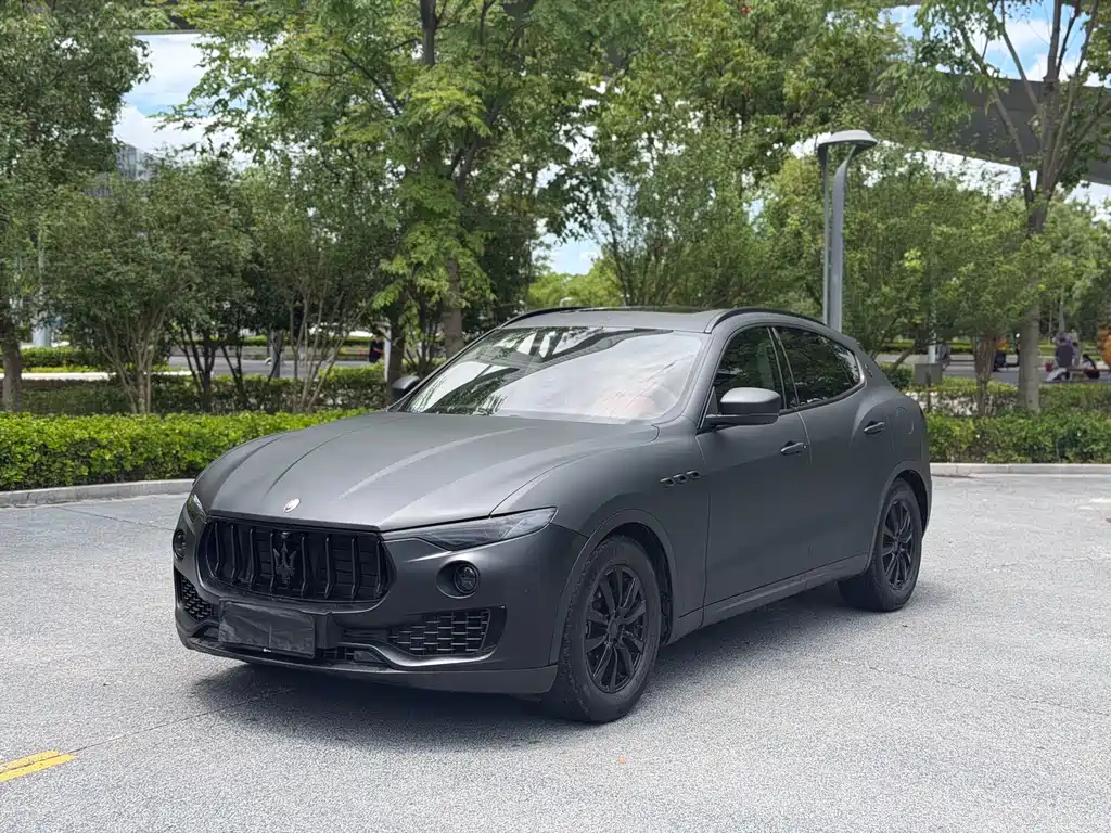Maserati Levante 2016 — фото 1