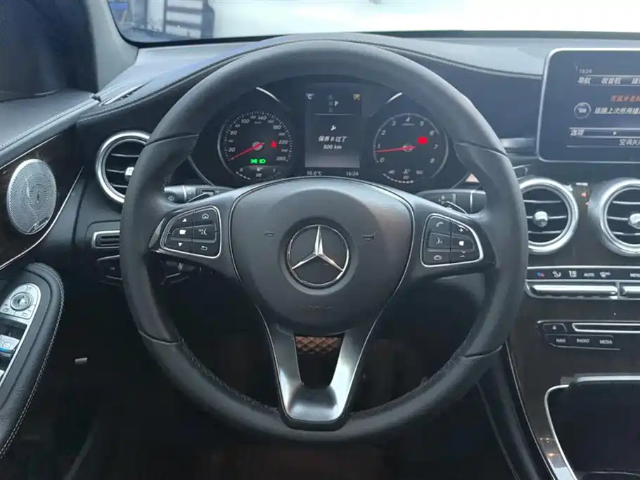 Mercedes-Benz GLC 2016 — фото 14