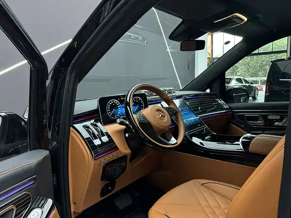 Mercedes-Benz Vito 2024