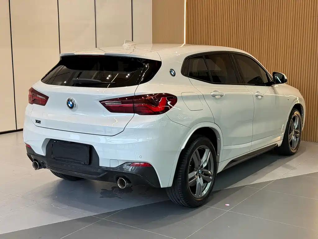 BMW X2 2020 — фото 17