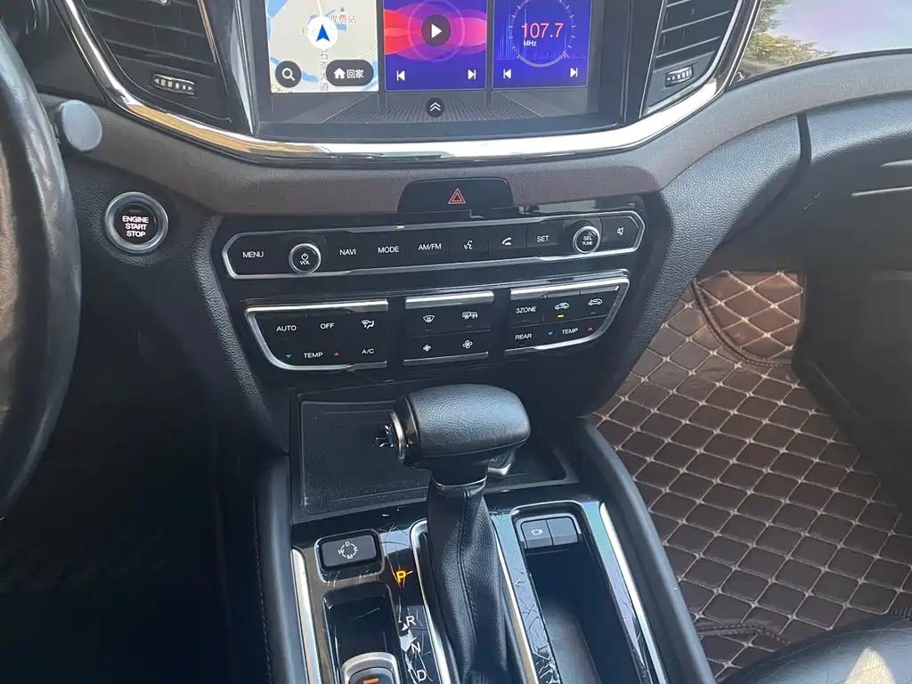 GAC Motor Trumpchi GS8 2018 — фото 5