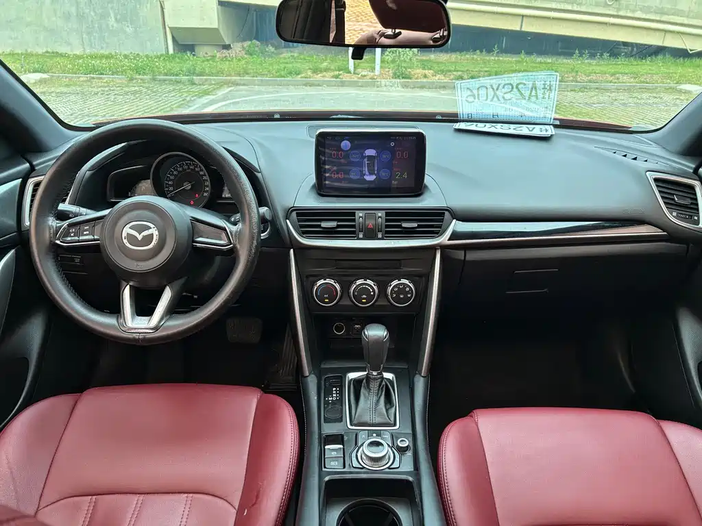 Mazda CX-4 2017 — фото 13