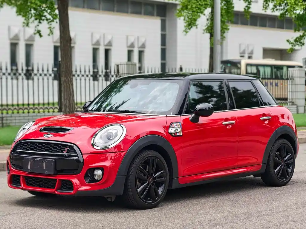 MINI MINI 2018