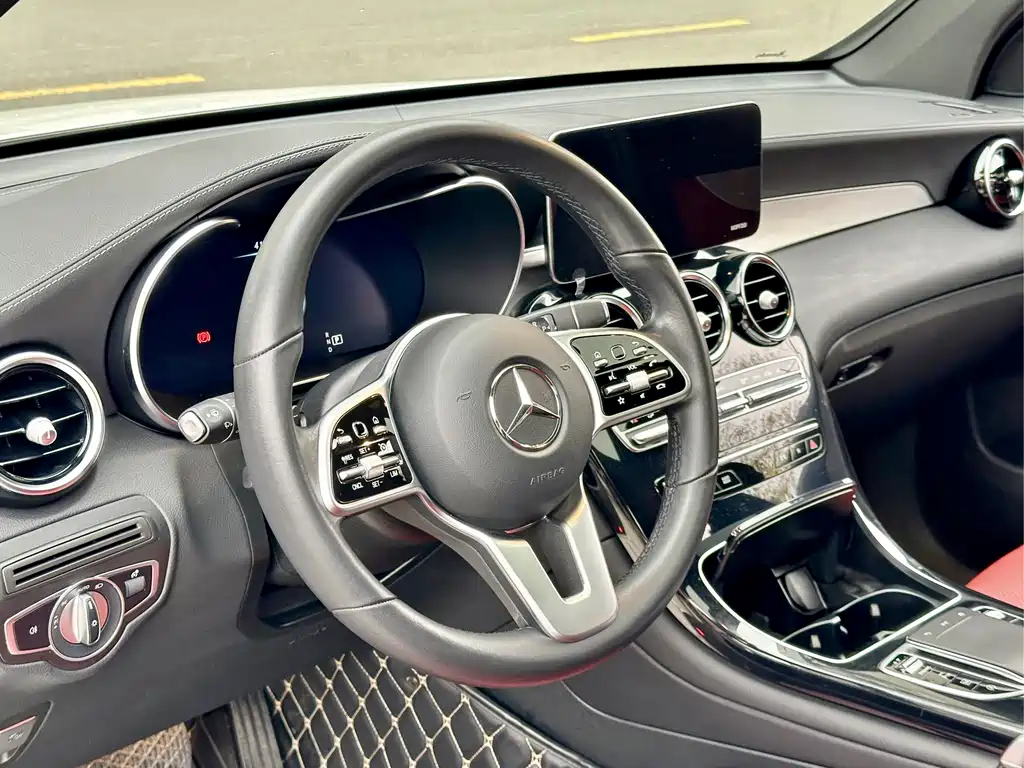 Mercedes-Benz GLC Coupe 2022 — фото 12