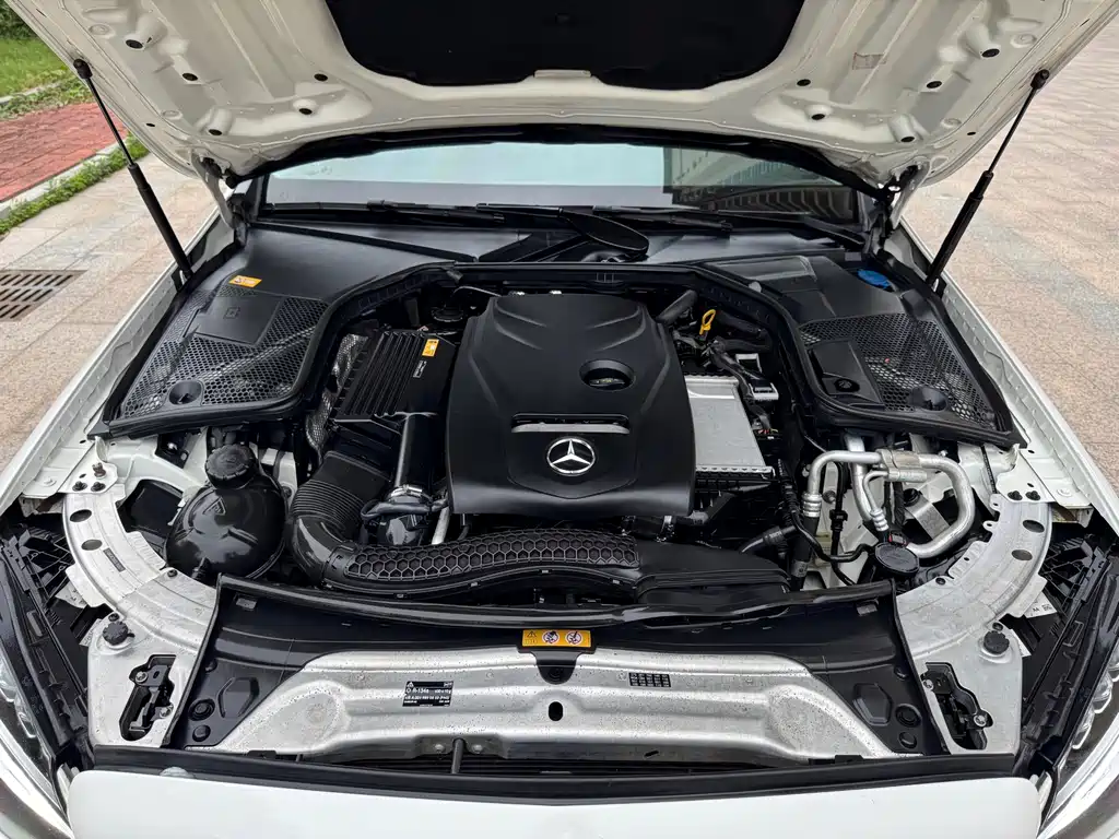 Mercedes-Benz C-Class 2016 — фото 17