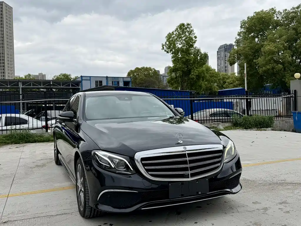 Mercedes-Benz E-Class 2017 — фото 4