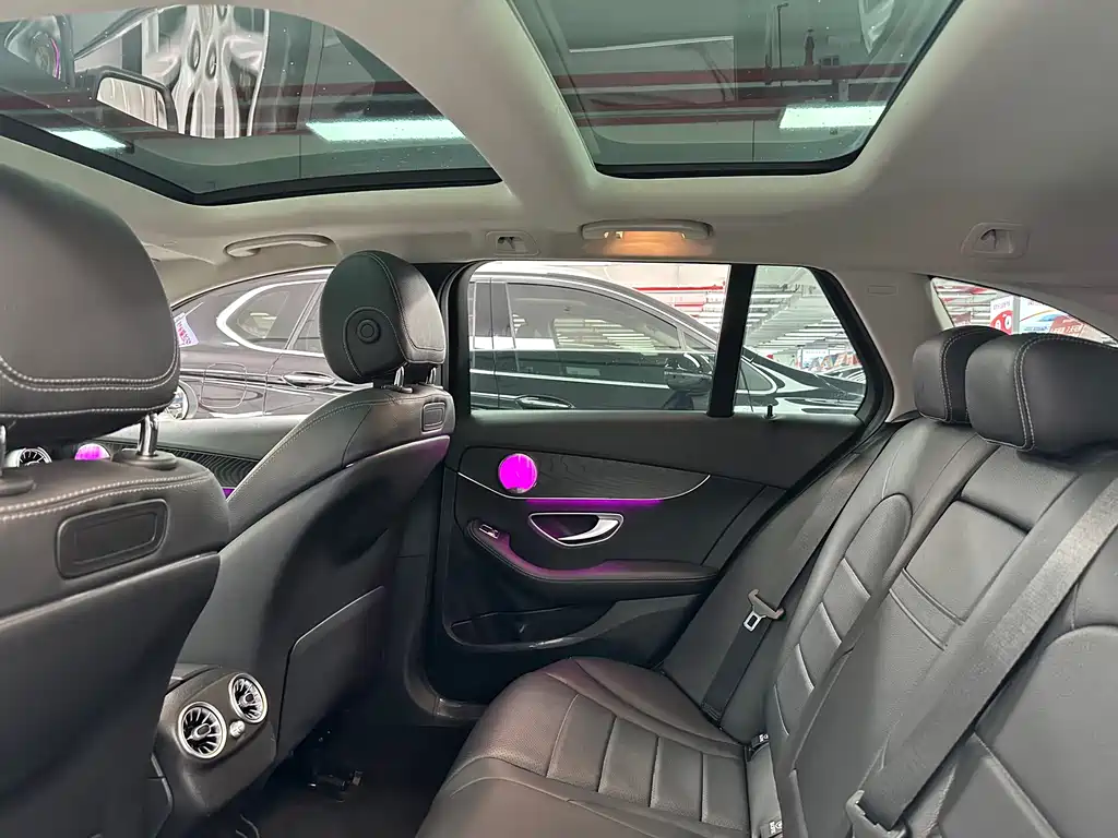 Mercedes-Benz C-Class 2020 — фото 20