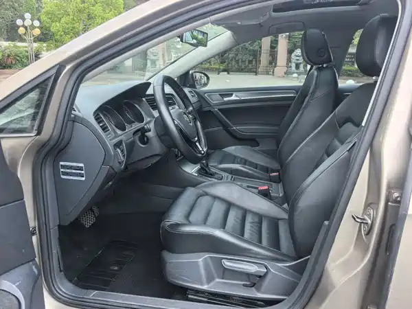 Volkswagen Golf 2014