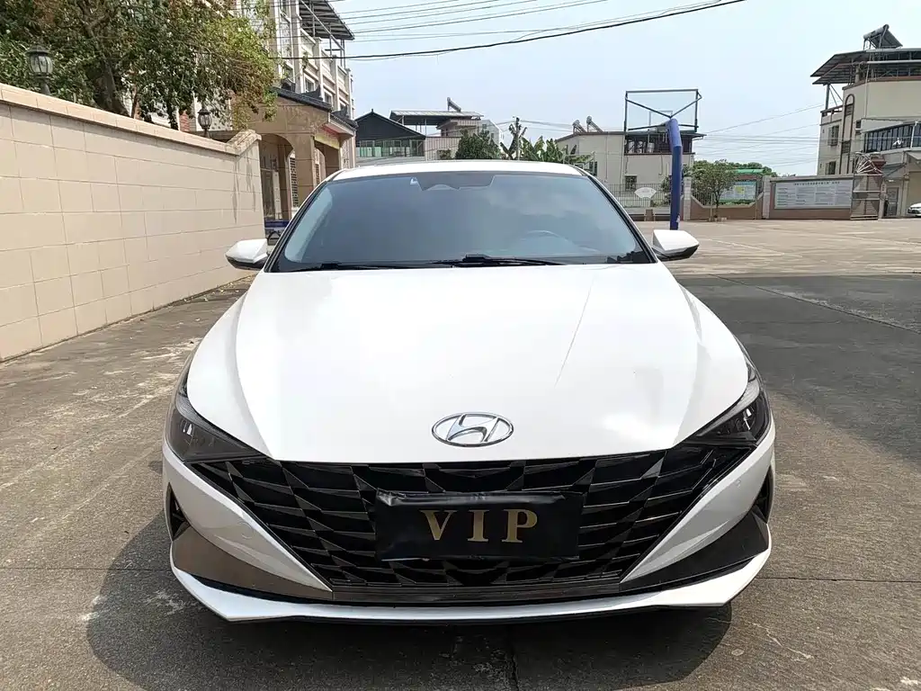 Hyundai Elantra 2021