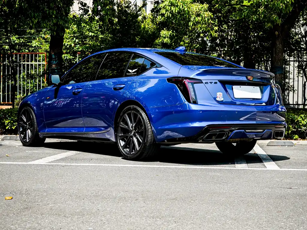 Cadillac CT5 2019 — фото 12