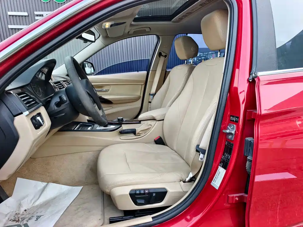 BMW 3 Series 2013 — фото 11