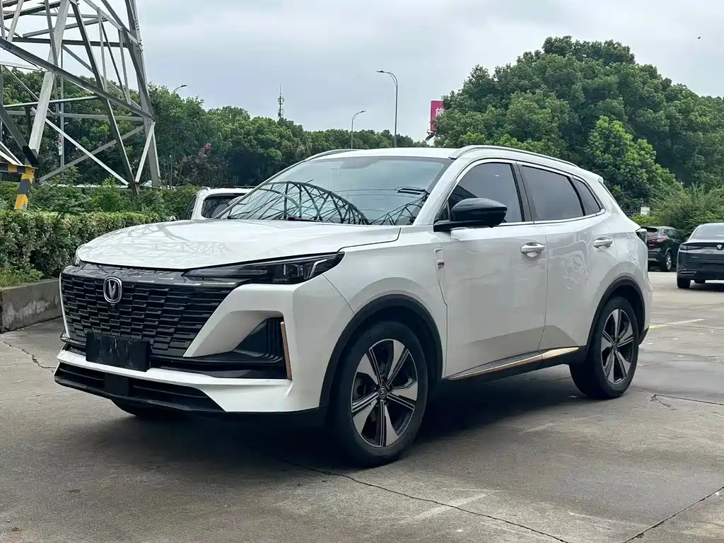 Changan CS55PLUS 2022 — фото 1