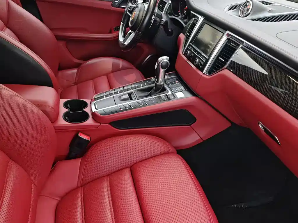 Porsche Macan 2015 — фото 11