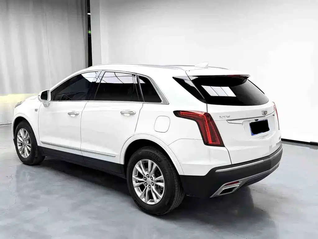 Cadillac XT5 2022 — фото 7