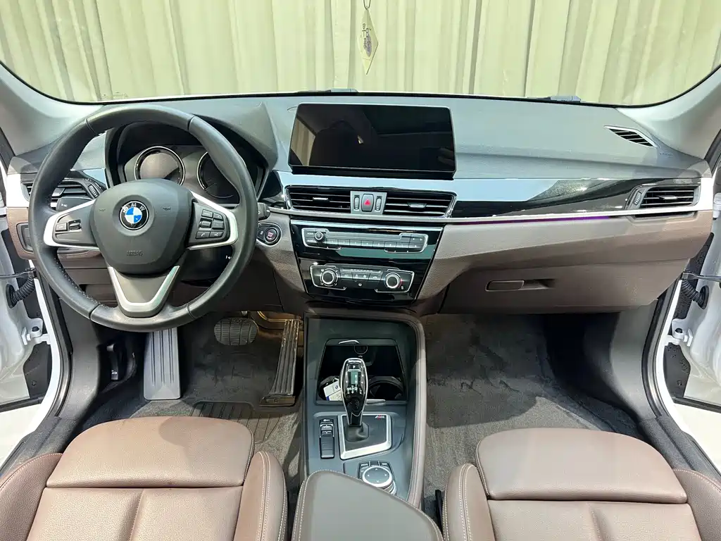 BMW X1 2022 — фото 12