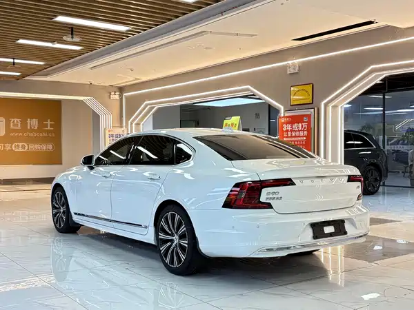 Volvo S90 2021