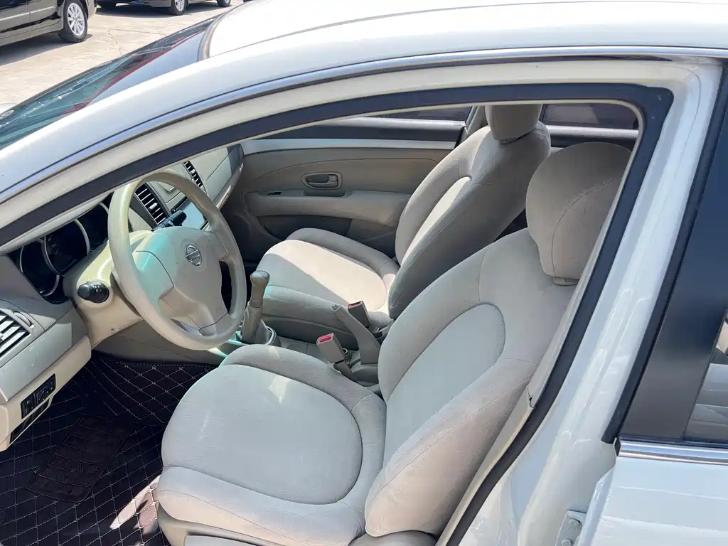Nissan Sylphy 2014 — фото 11