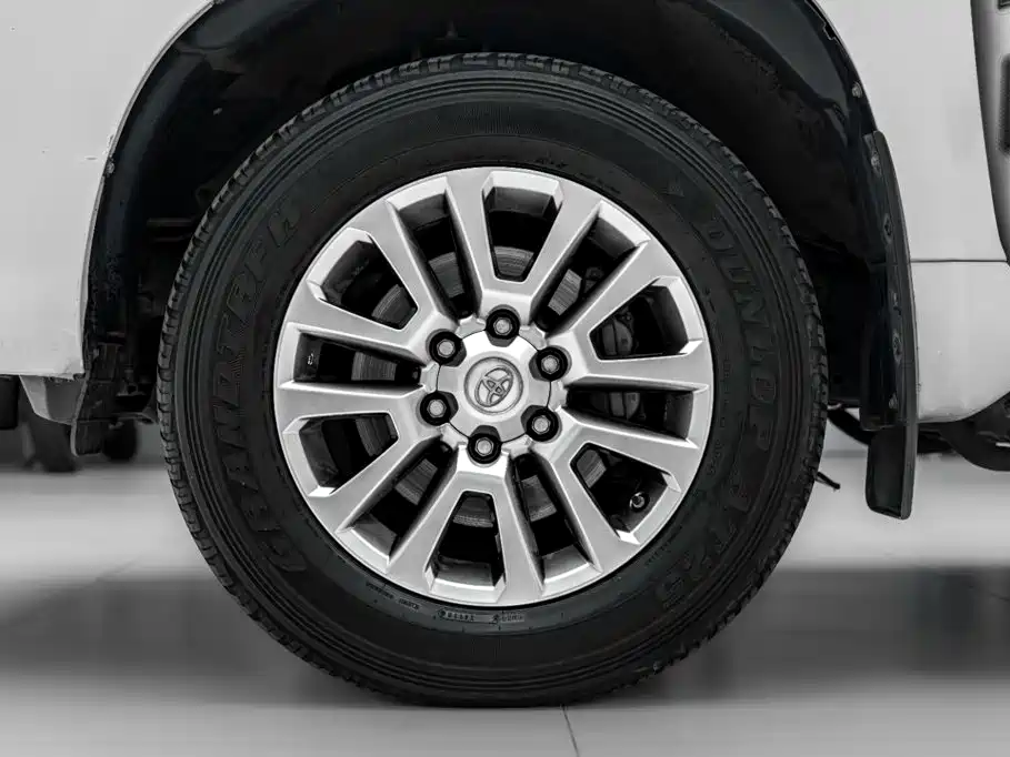 Toyota Prado 2018 — фото 29