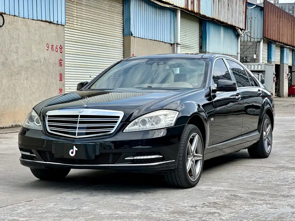 Mercedes-Benz S-Class 2010 — фото 1