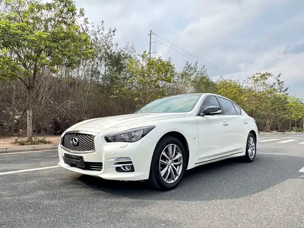 Infiniti Q50L 2016
