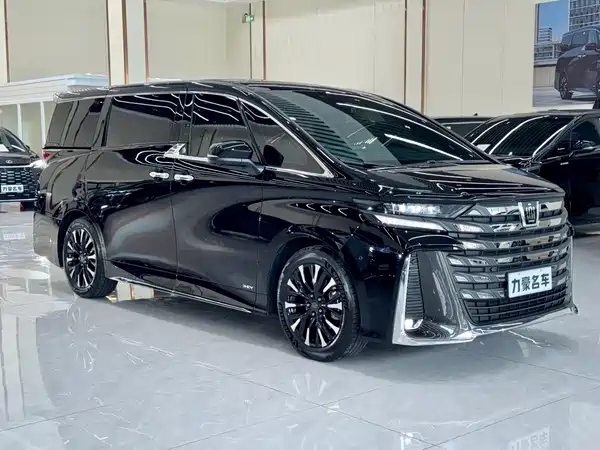 Toyota Vellfire 2025