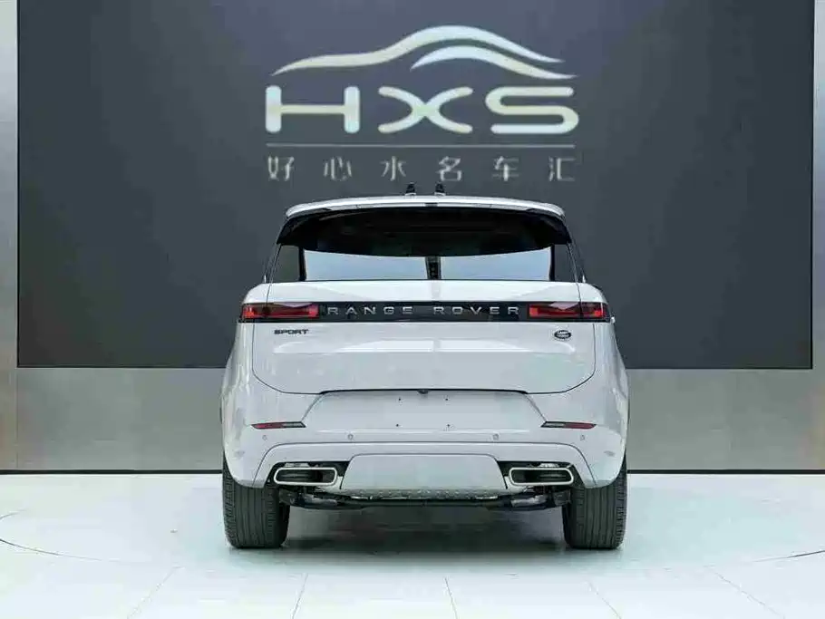 Land Rover Sport 2025 — фото 4