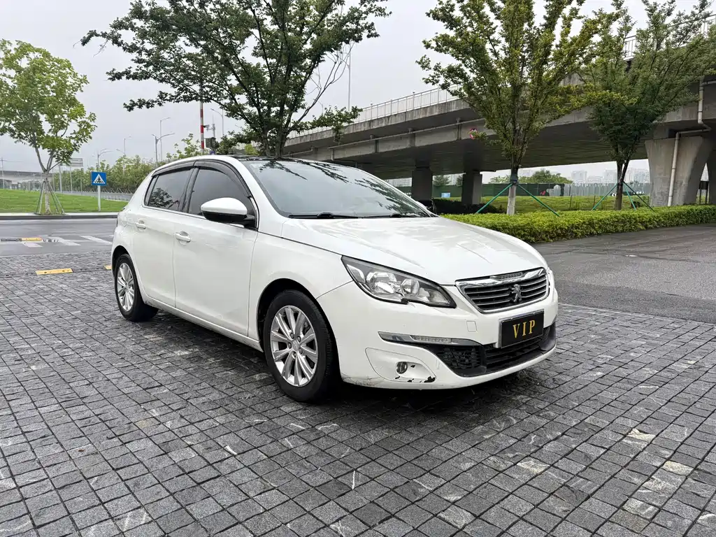 Peugeot 308S 2015 — фото 3
