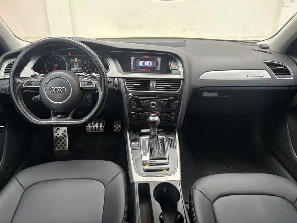 Audi A4L 2013