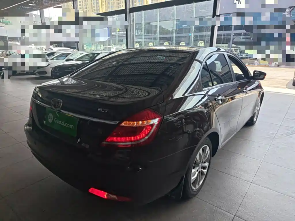 Geely Emgrand 2015