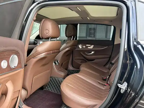 Mercedes-Benz E-Class 2021