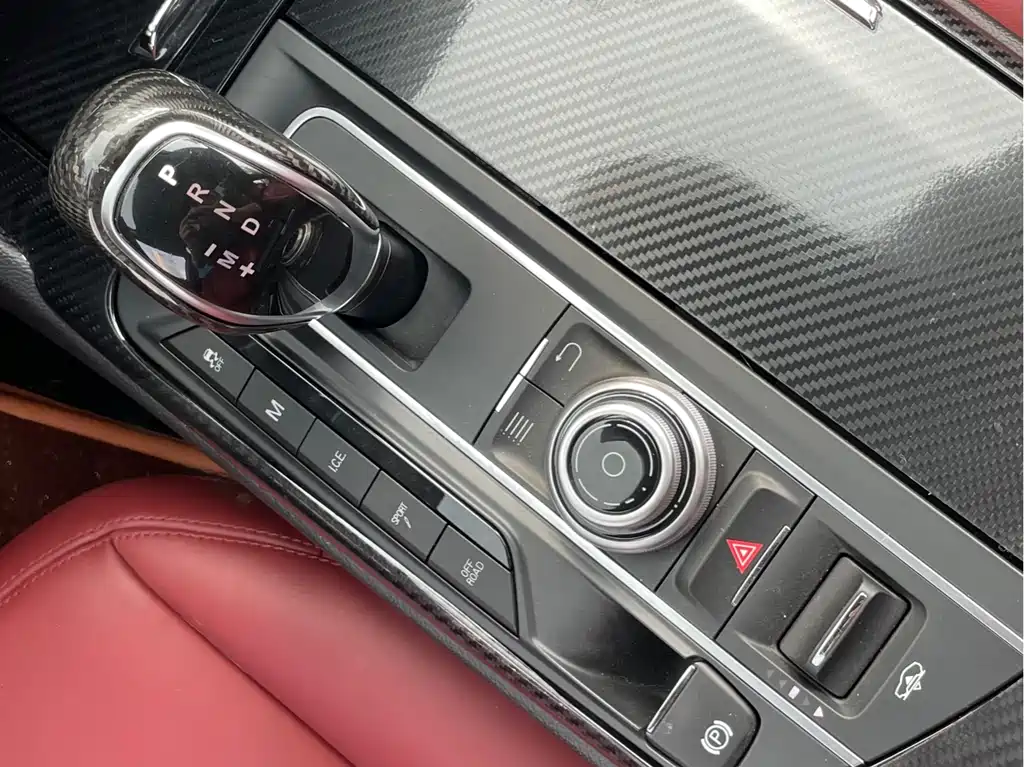 Maserati Levante 2016 — фото 14