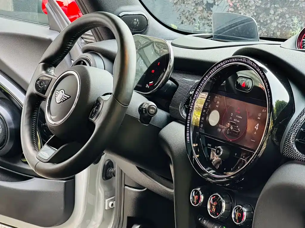 MINI JCW 2021 — фото 12