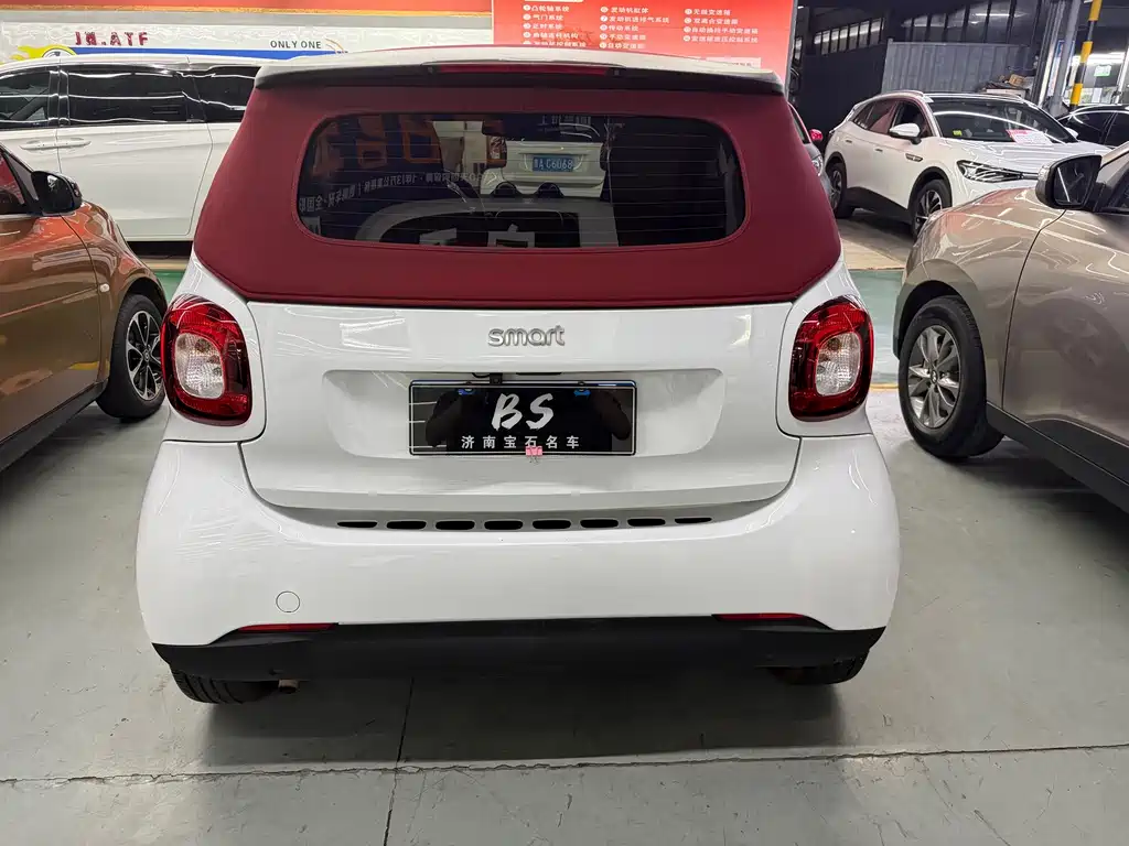 smart fortwo 2018 — фото 10
