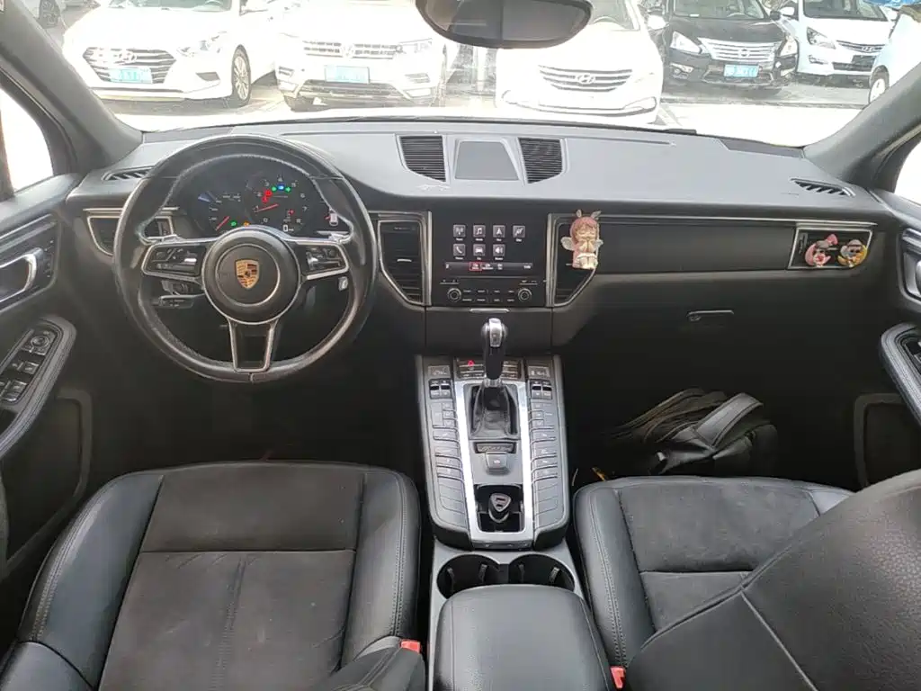 Porsche Macan 2016 — фото 10